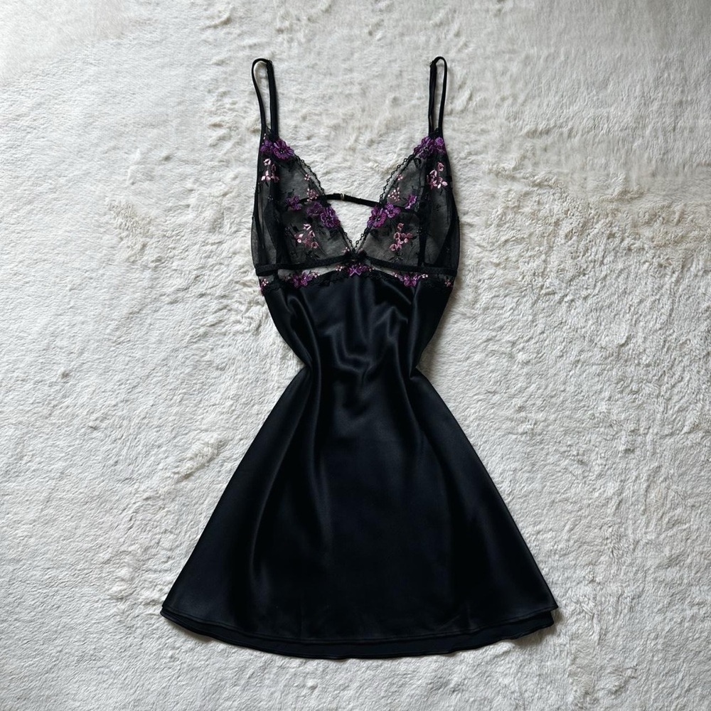 2022 new with tags victoria's secret slip dress